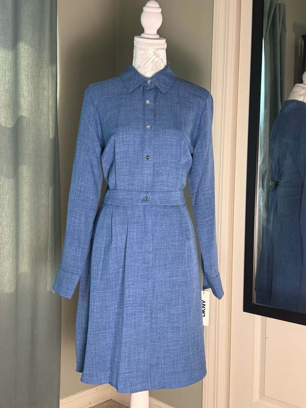 DKNY Blue Chambray Look Shirt Dress Size 6 Belted Pleated Quiet Luxury NWT